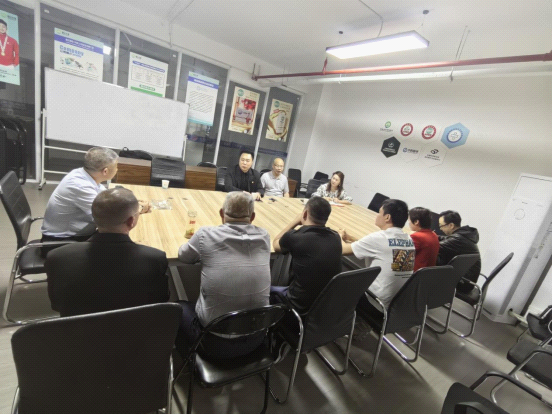 麻豆在线
开展访企拓岗活动